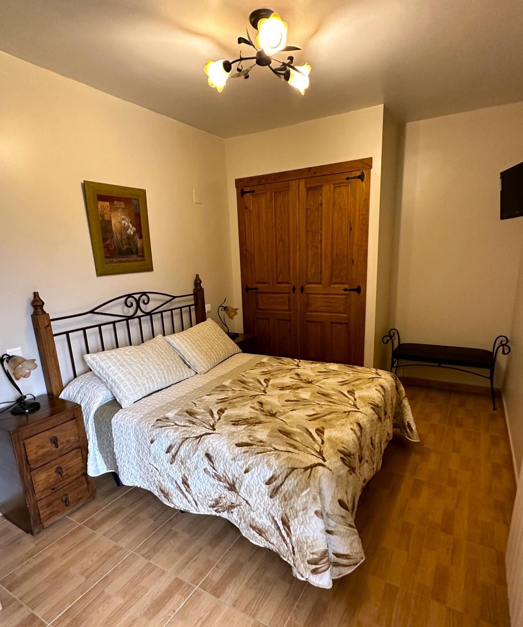 Apartamentos Rurales Las Dos Torres Исла Экстерьер фото